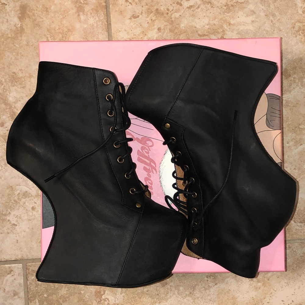 Jeffrey Campbell